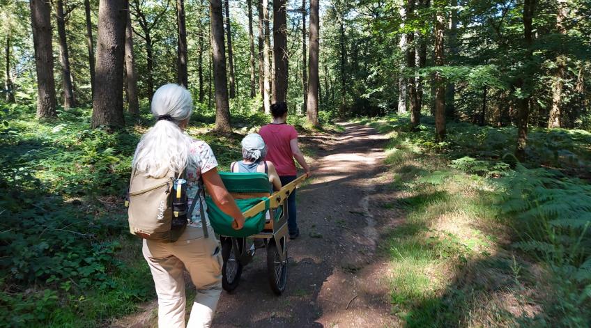 Les circuits accessibles - Une offre touristique pour tous ! - Publications Parc Naturel Ardenne Meridionale