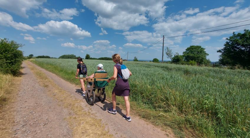 Tourisme pour tous - Favoriser lâaccueil des personnes Ã  besoins spÃ©cifiques sur notre territoire - Publications Parc Naturel Ardenne Meridionale