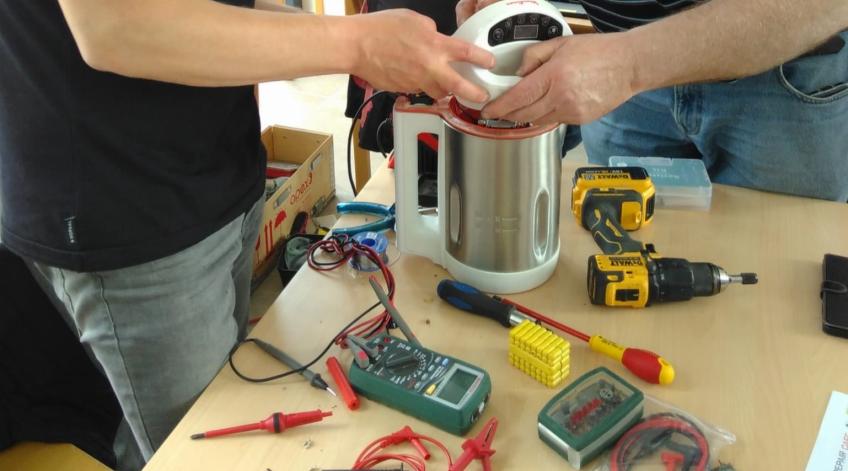 Repair Café Paliseul - Informatique, petit électroménager, vélo et couture - Publications Parc Naturel Ardenne Meridionale